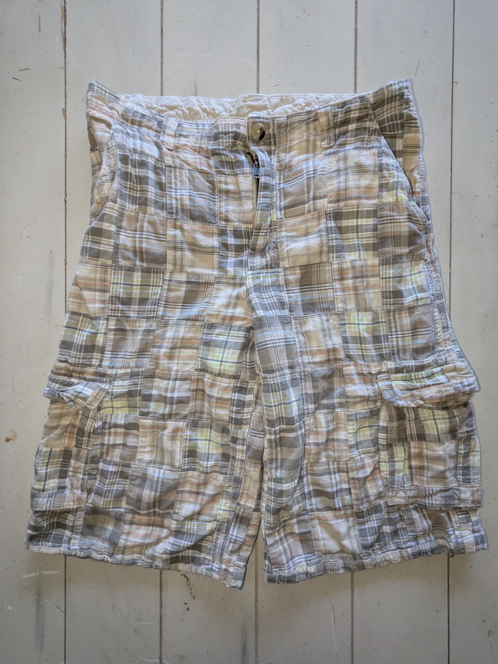 BOYS GREENDOG PLAID CARGO SHORTS - SIZE 16
